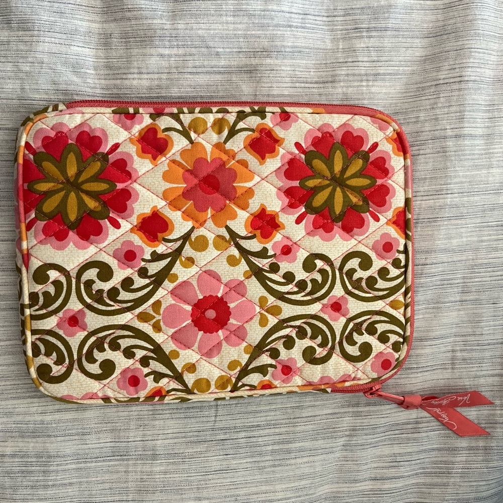 Vera Bradley tablet case-folkloric pattern